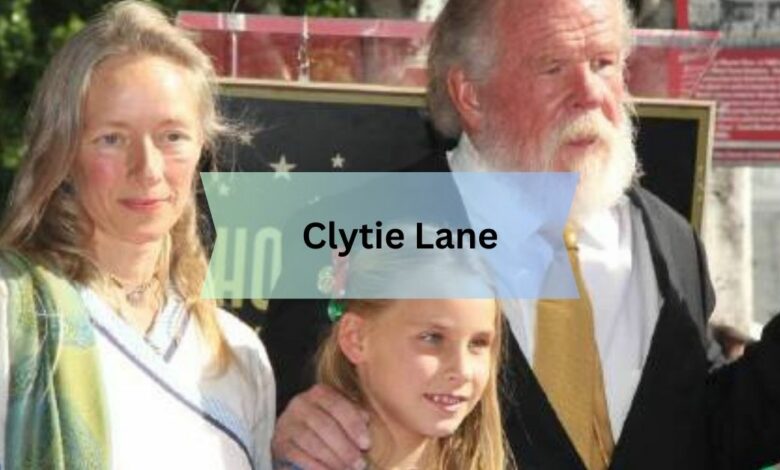 Clytie Lane